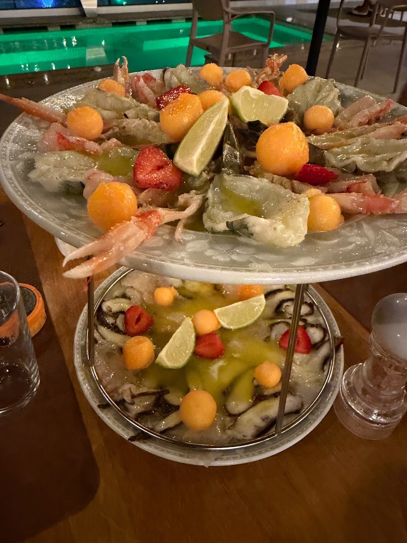 Observatory Restaurant: appetizing, high-quality food photography