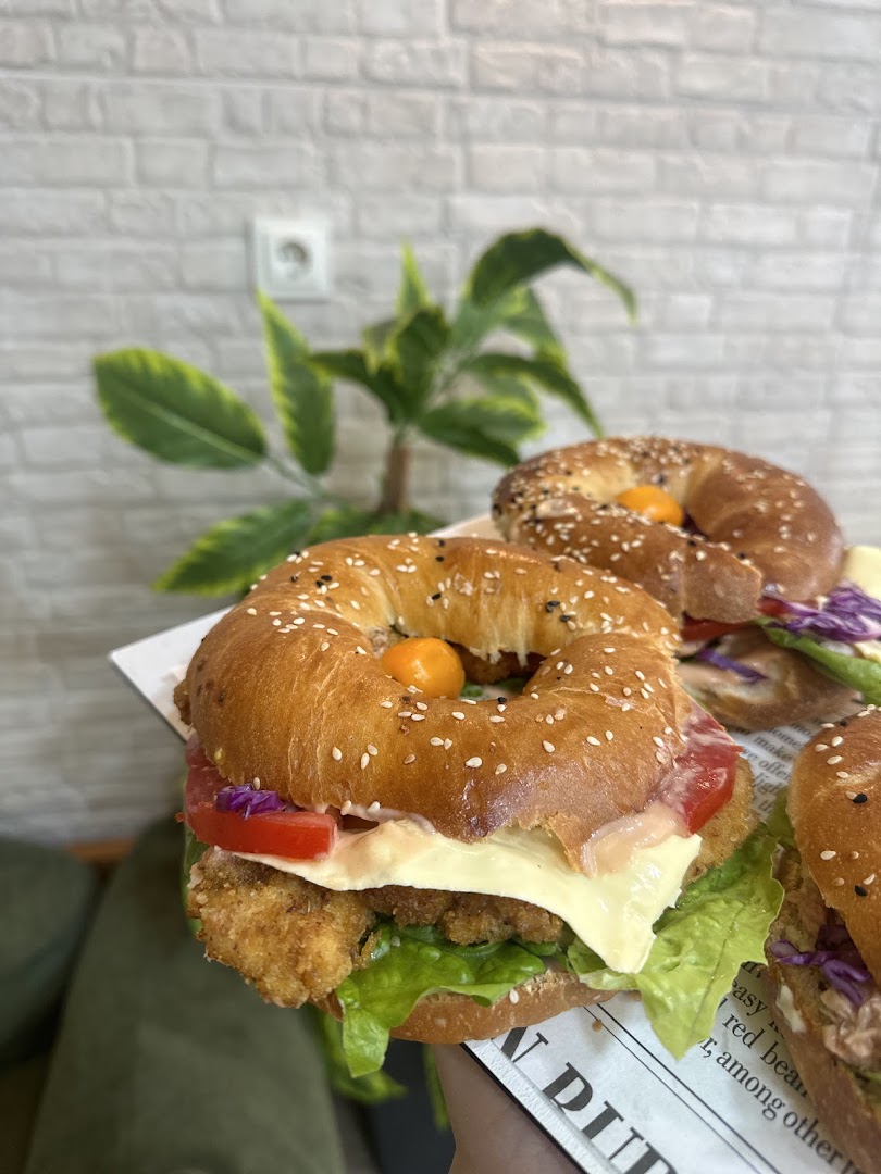 Brunchy Pastry: appetizing, high-quality food photography