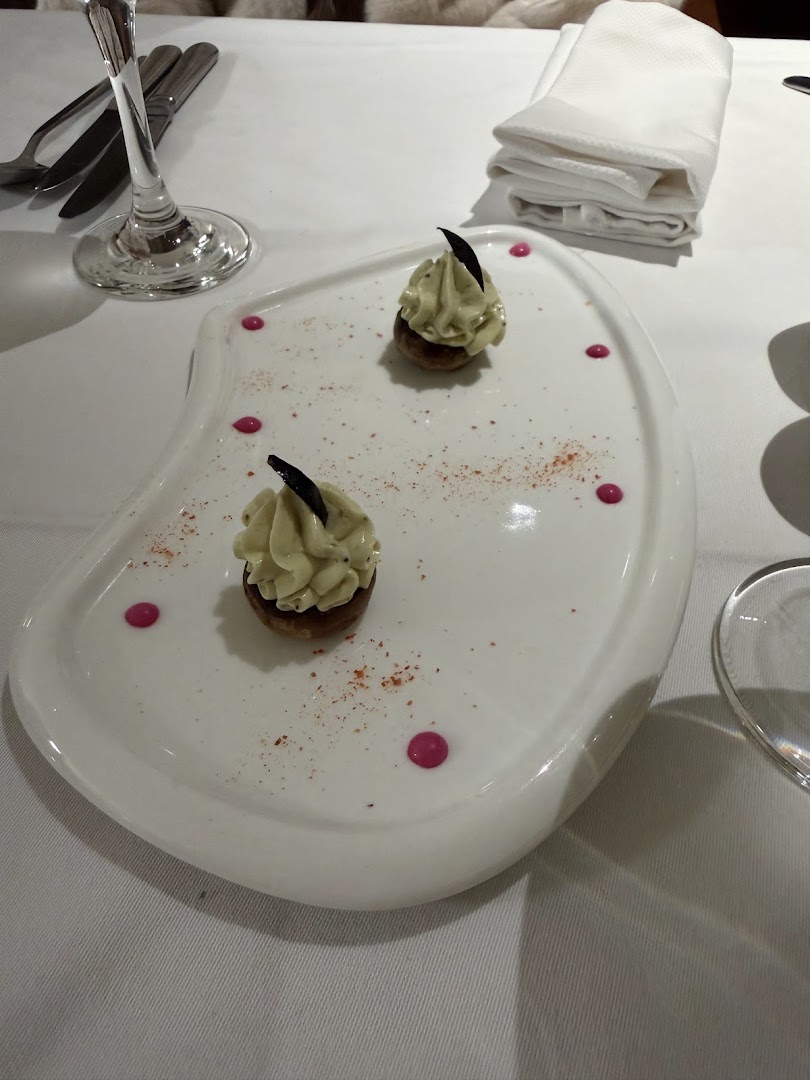 Le Bardo: high quality food presentation photo