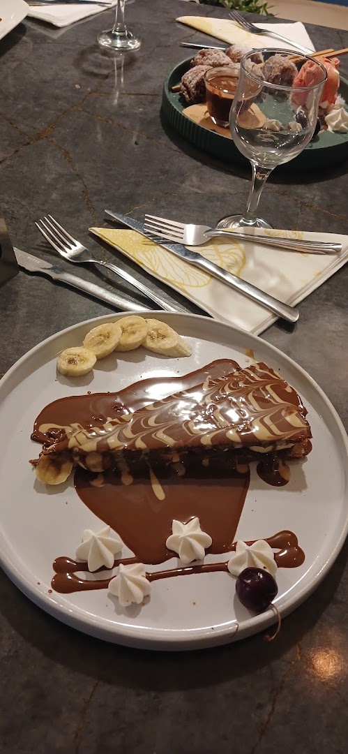 Confidentiel Lunch: appetizing food presentation and quality