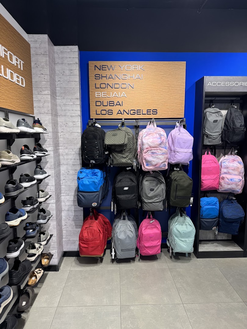 Skechers Béjaïa: clear display of shop products