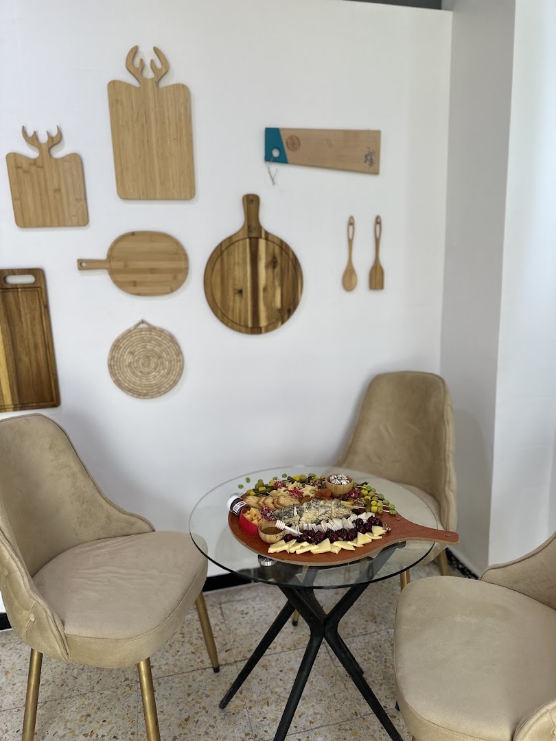 Maison du Brunch: appealing brunch food and decor