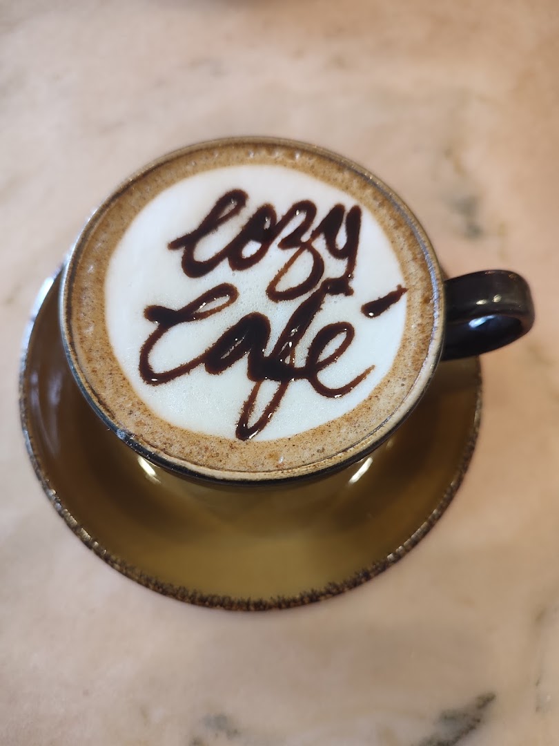 Cozy Café: appealing latte art photo