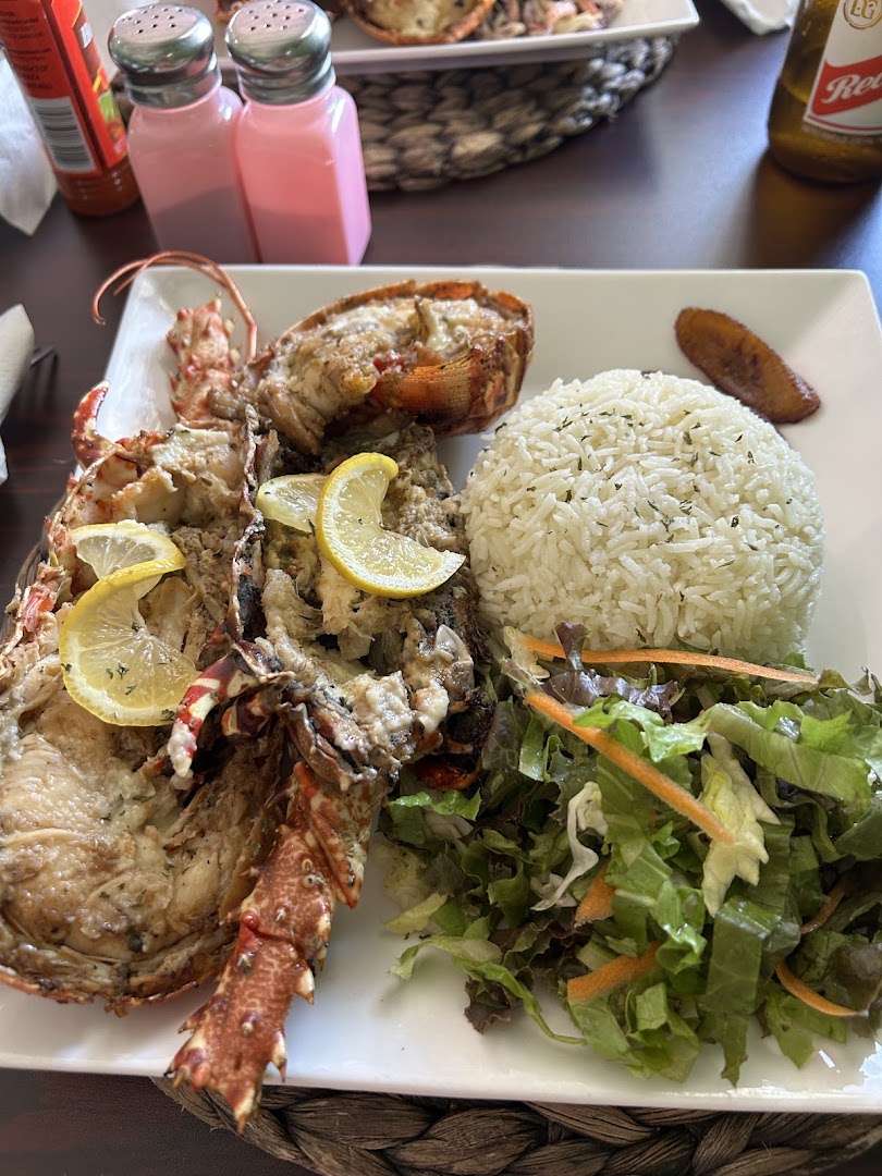 The Sage Table Barbuda: appetizing, high-quality food photography