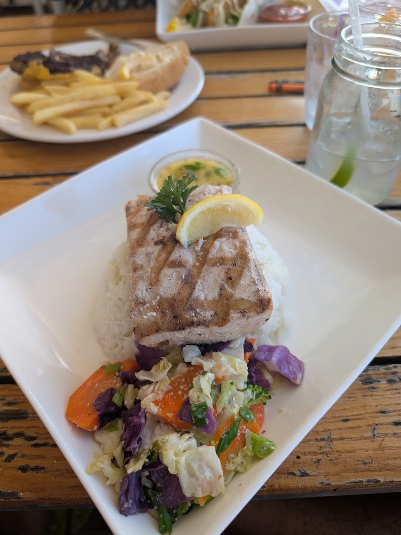 Club House AYC: appetizing, high-quality food photography