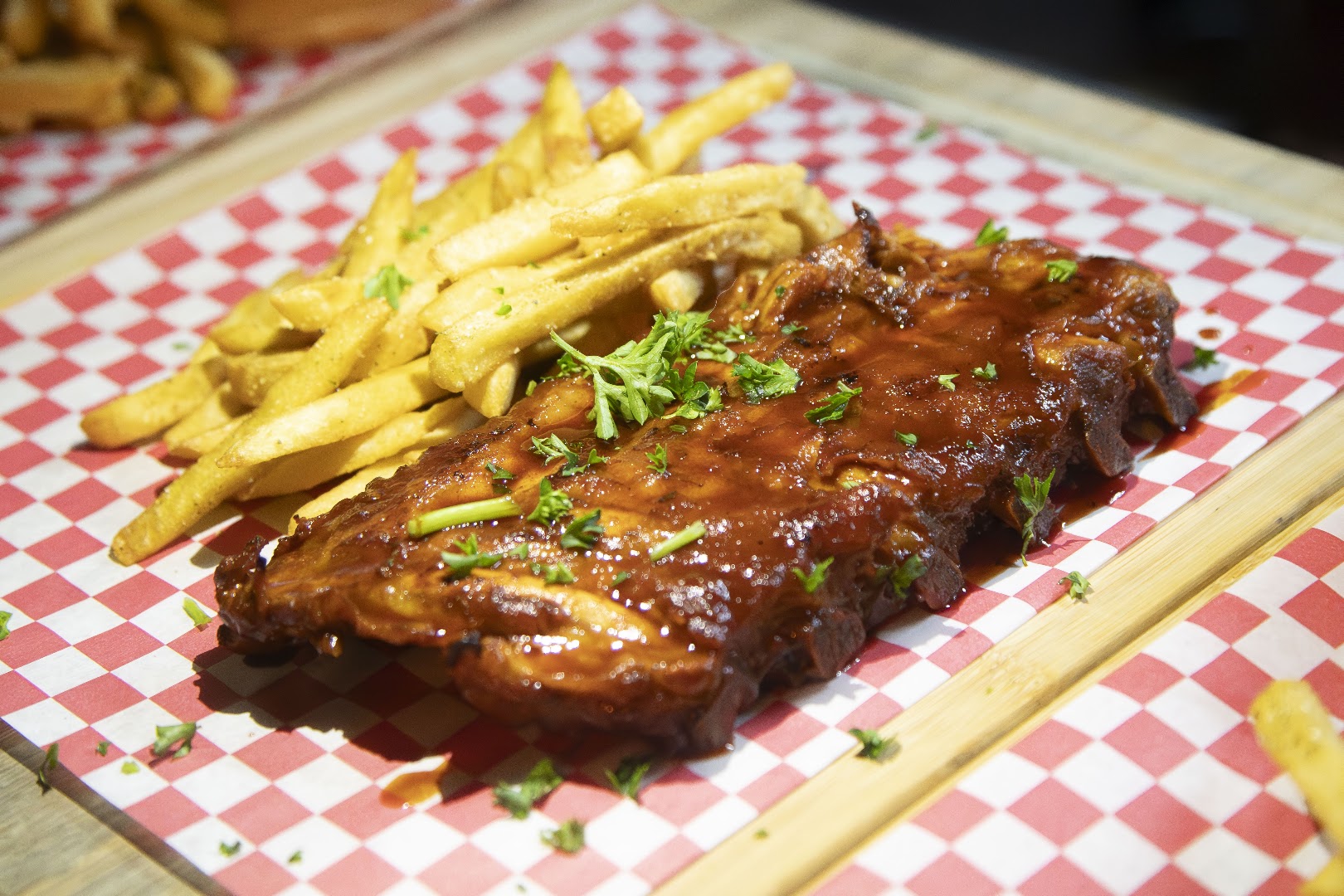 Flatties Flame Grill: appetizing food photography