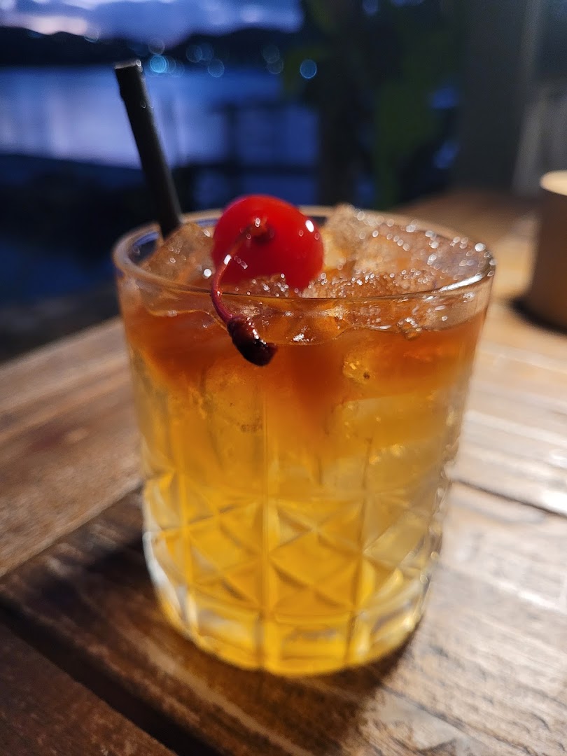 Indian Summer: appealing, high-quality cocktail photo