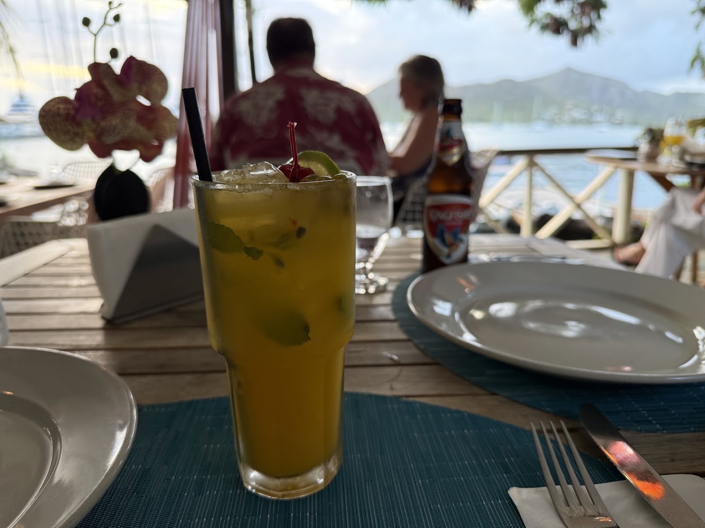 Indian Summer: appealing restaurant atmosphere and drink