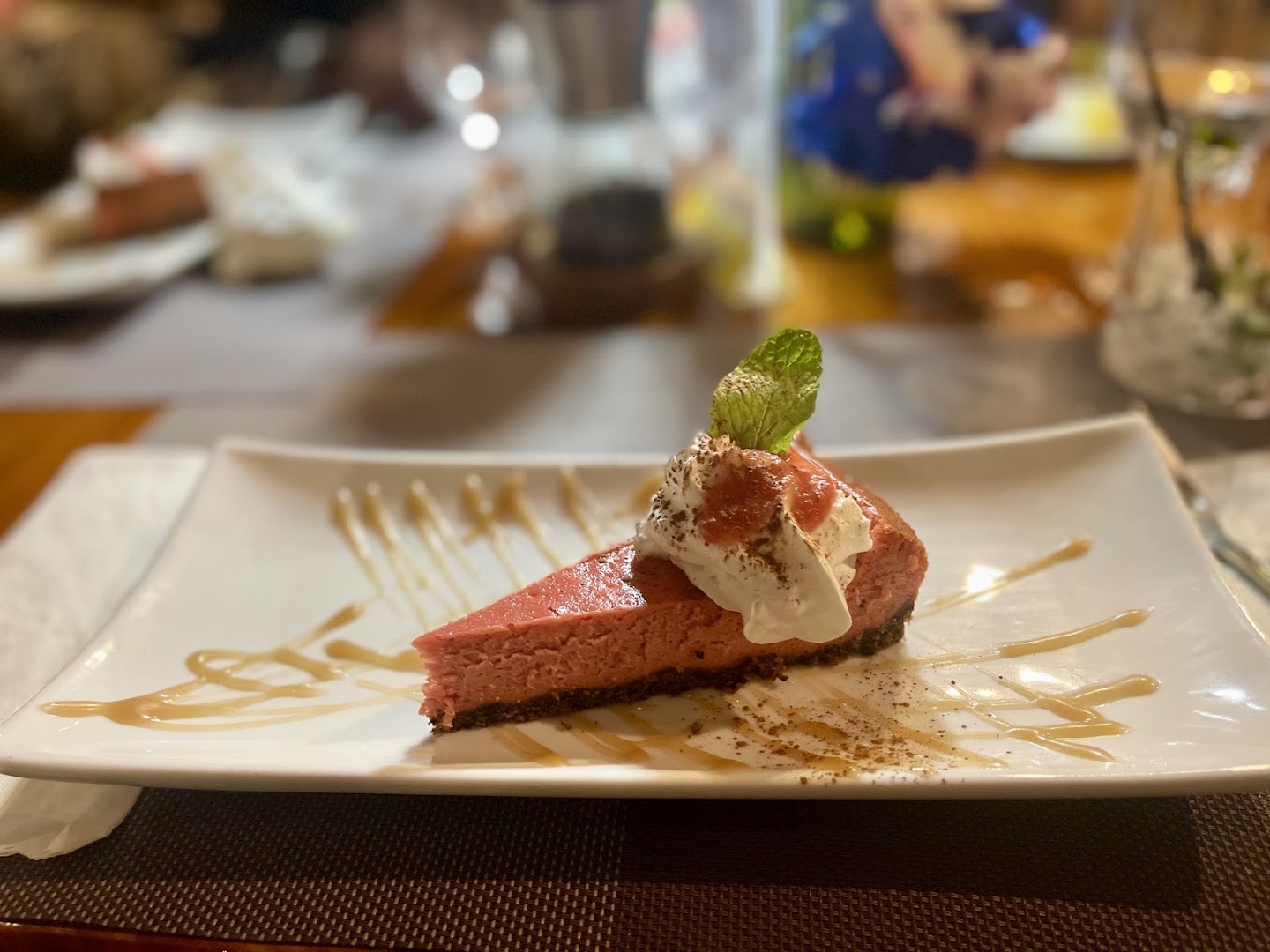 Lite N' Eze Bar & Restaurant: appetizing, high-quality food photography