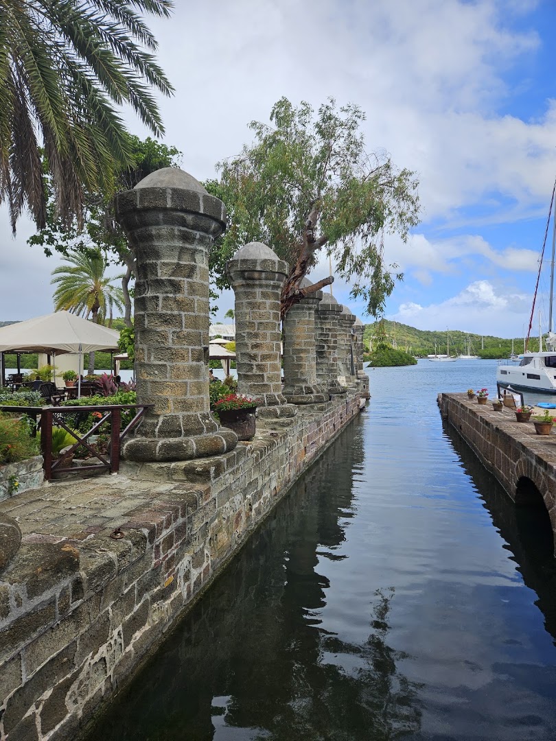 Pillars Restaurant: beautiful scenic view of venue