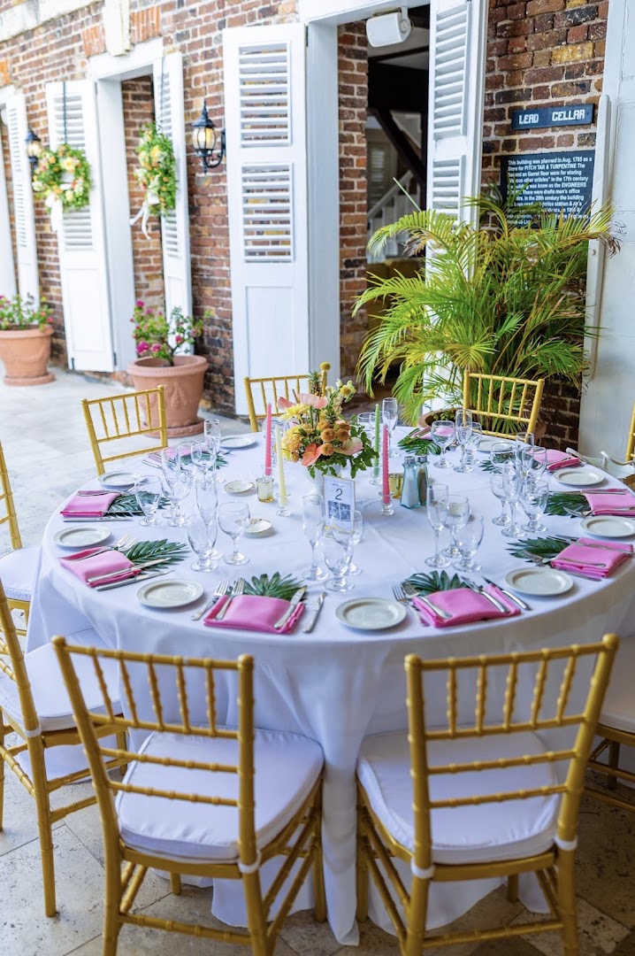 Pillars Restaurant: beautifully set table and atmosphere