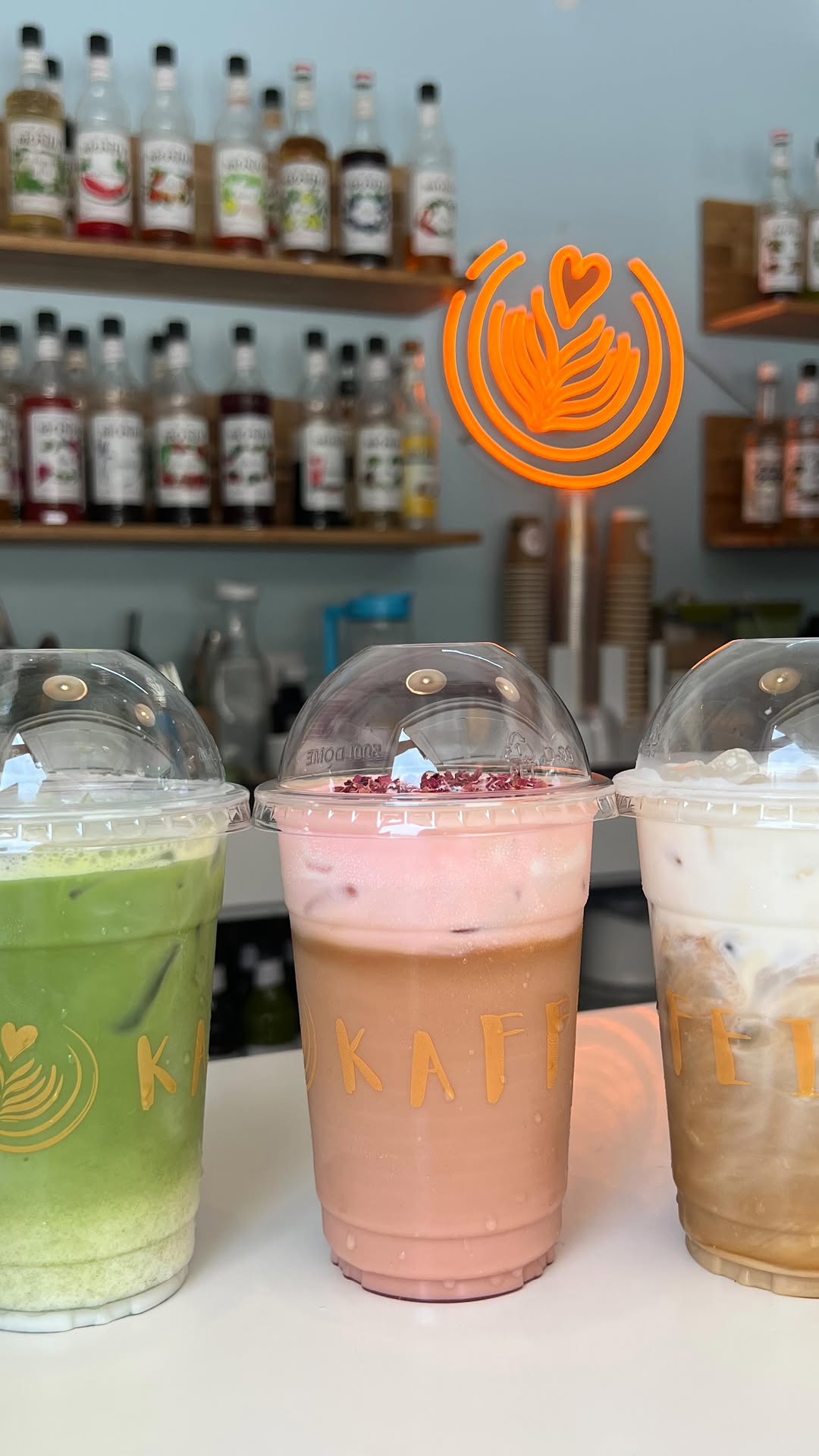 Kaffeine: appetizing photo of venue drinks