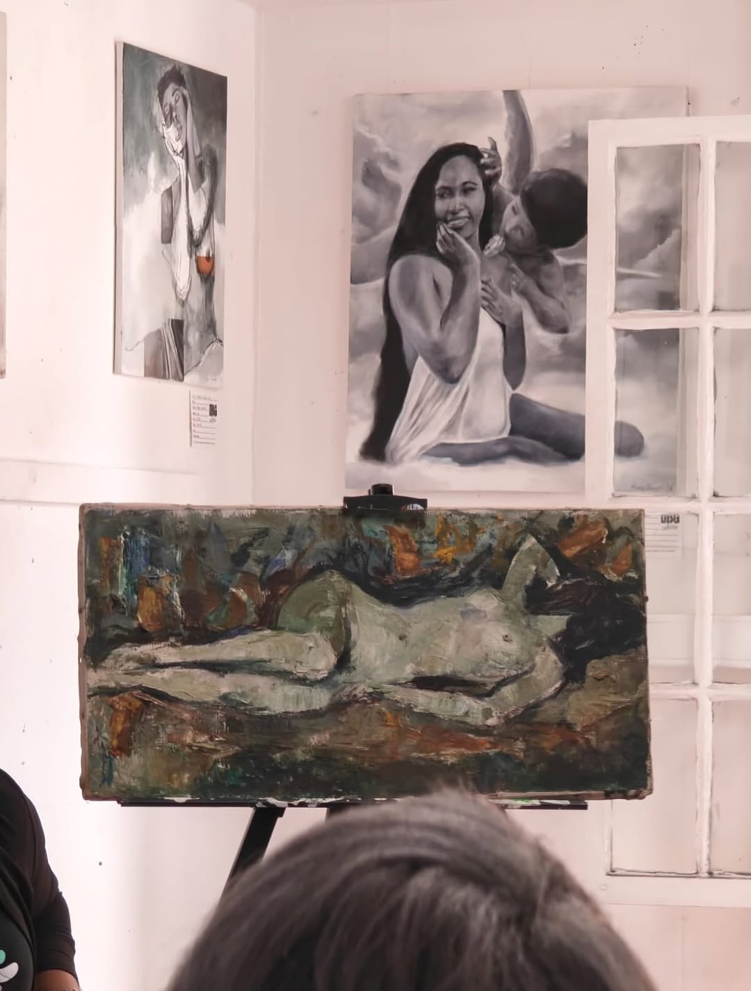 Quay Studio: showcases art and shop atmosphere
