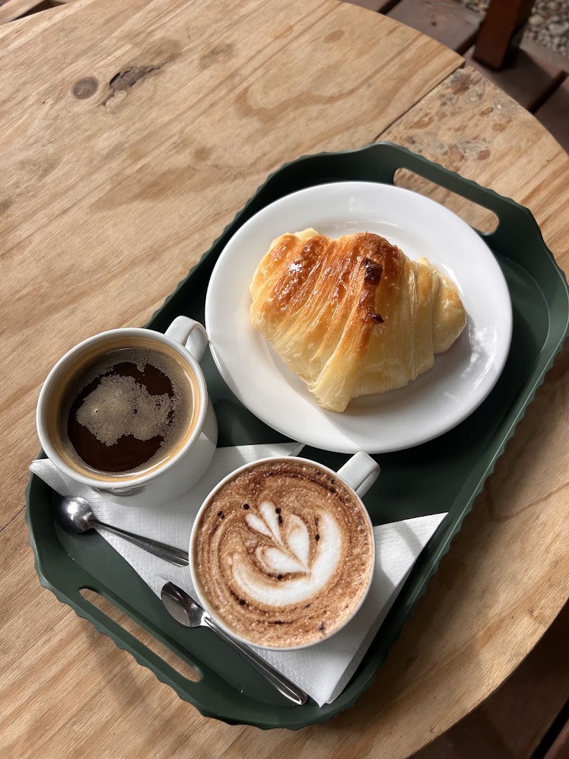 Cactus Cafetería: appetizing photo of breakfast items