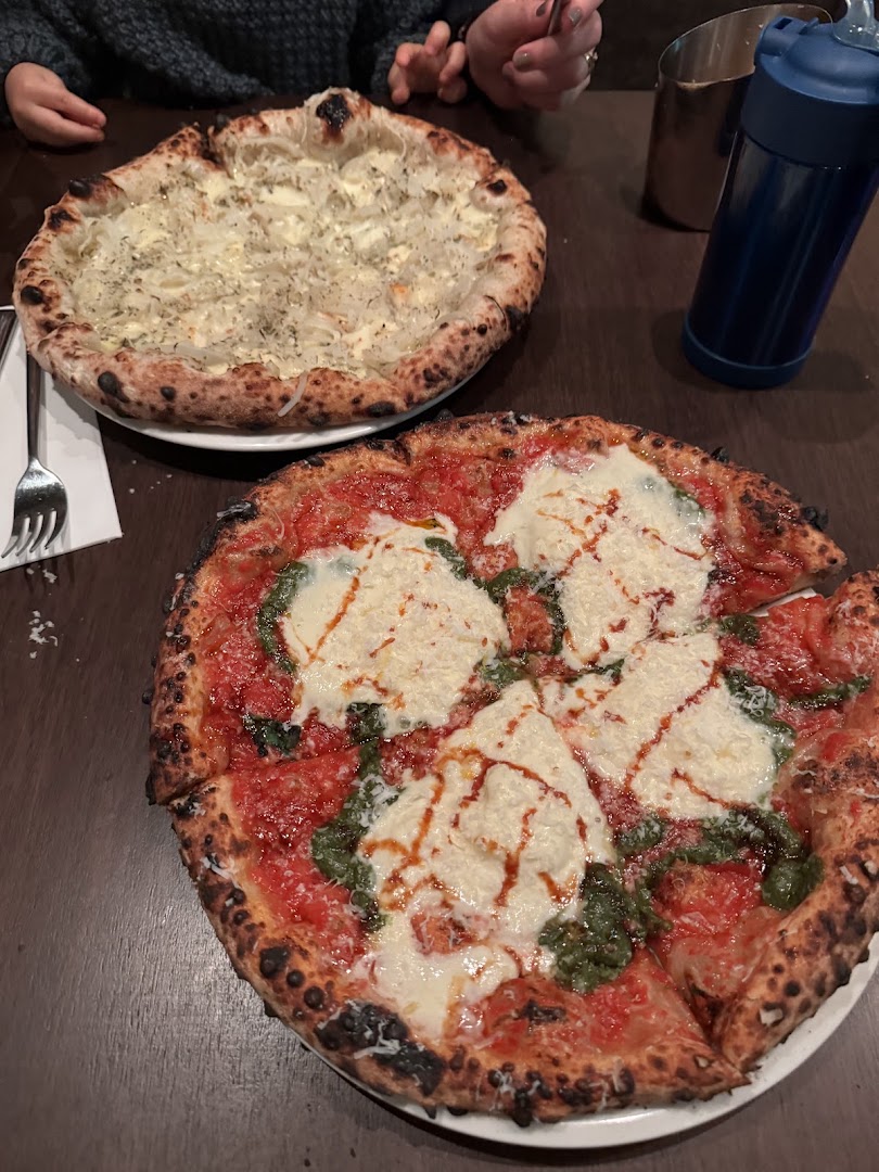Bambina: appetizing photo of restaurant food