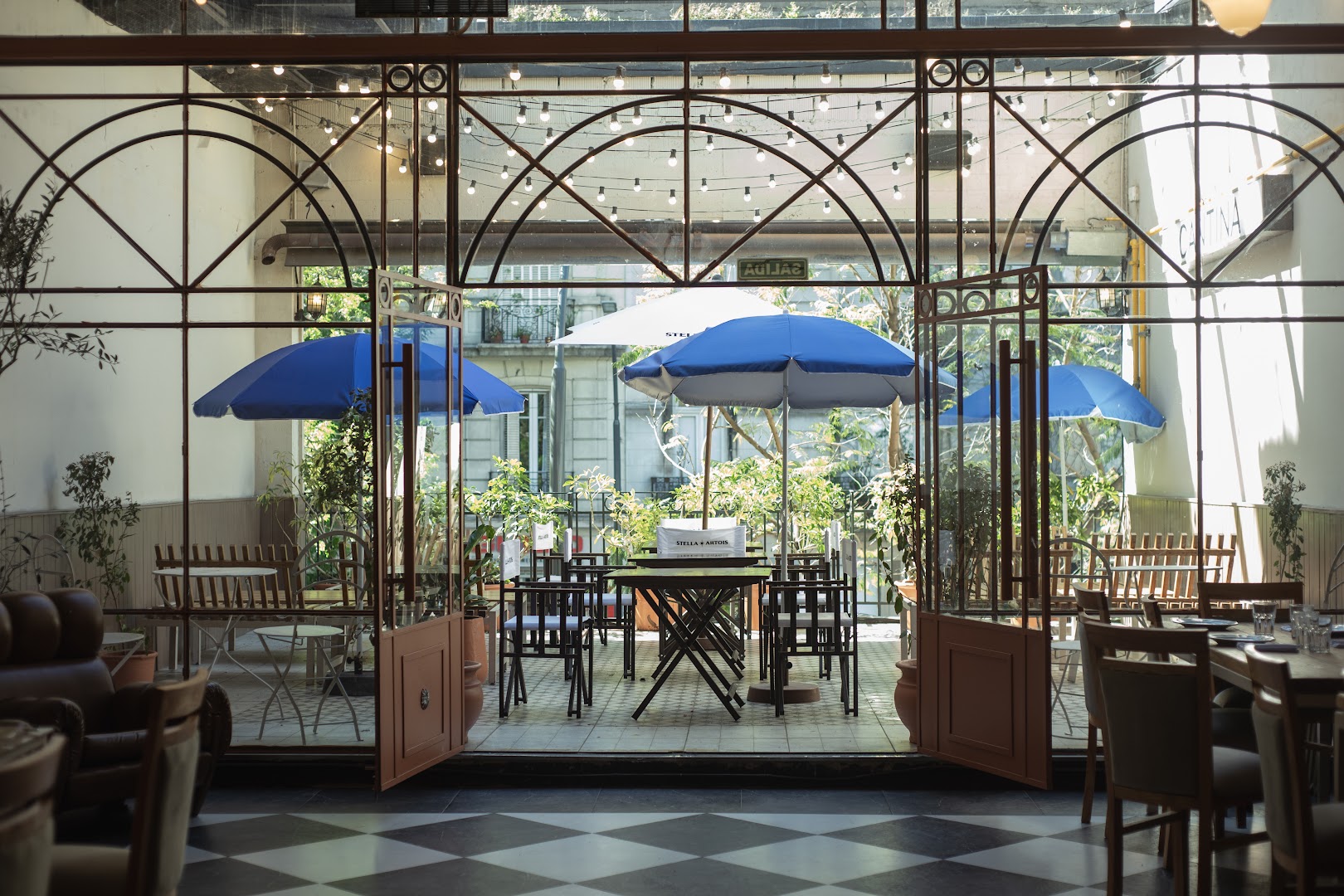 Cantina Recoleta: beautiful atmosphere and professional composition
