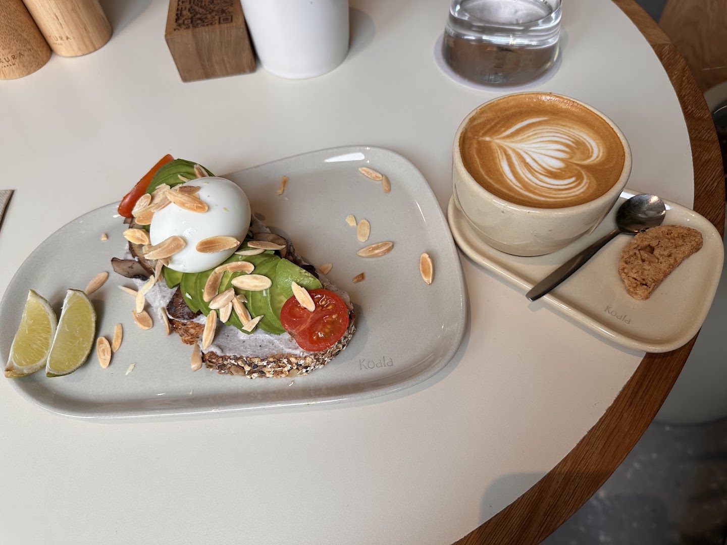 Koala: appetizing, high-quality food photography