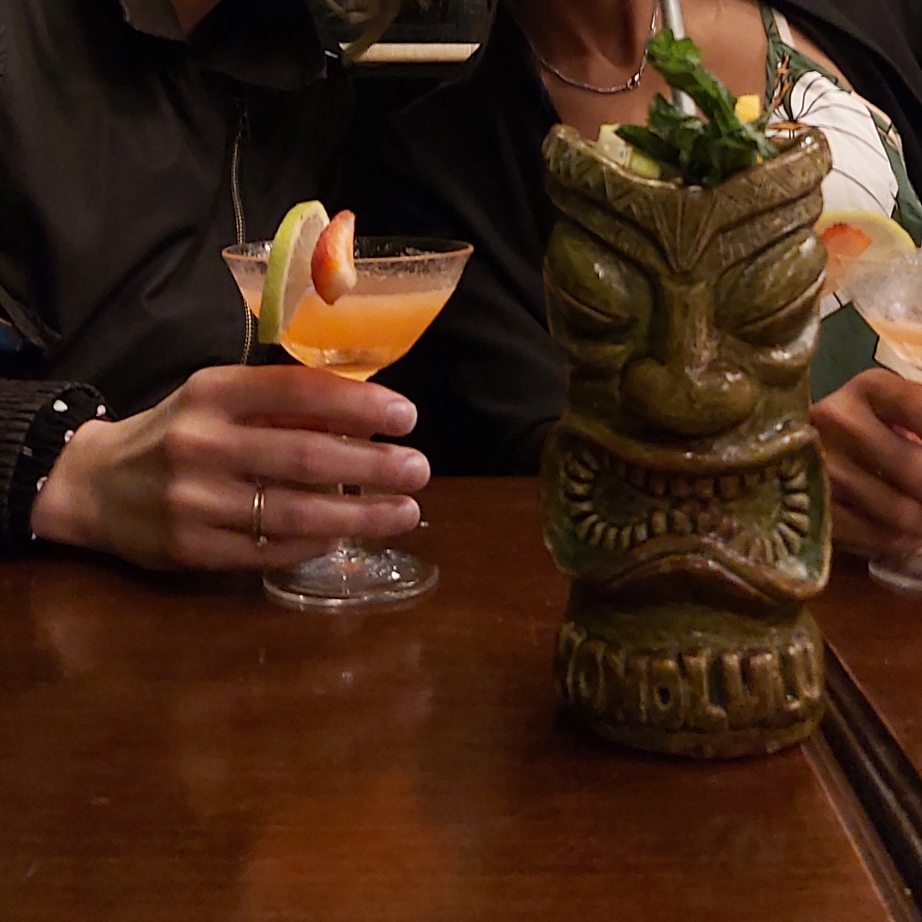 Laganini Jazz Bar: appealing photo of bar drinks