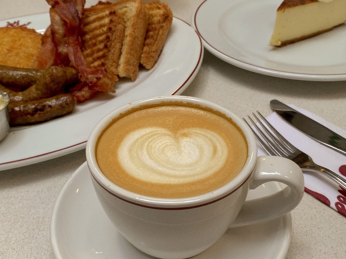 Nicky Cheese: appetizing breakfast food and coffee
