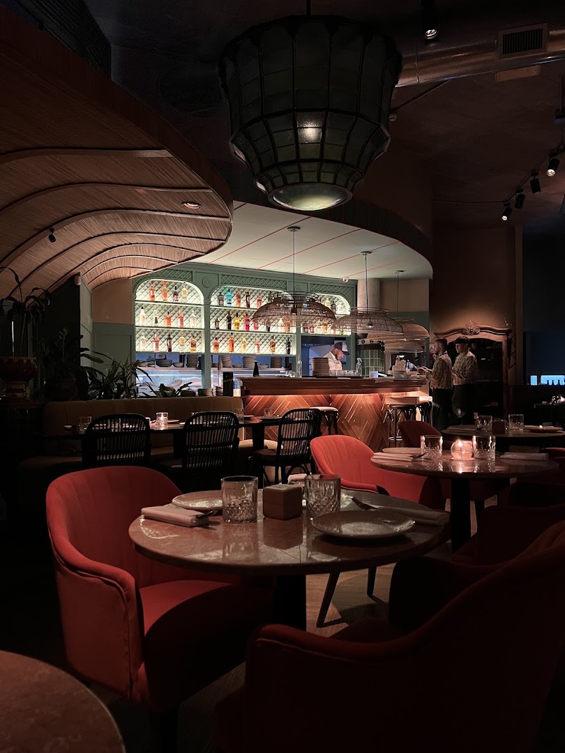 Tigre Morado: atmospheric and professional interior shot