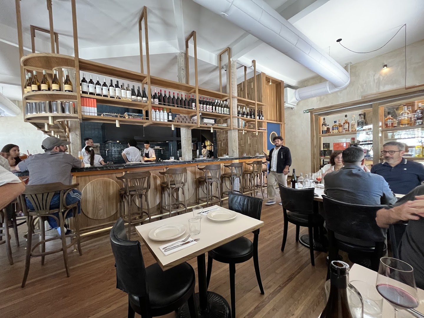 Trocca: clear, inviting restaurant interior shot