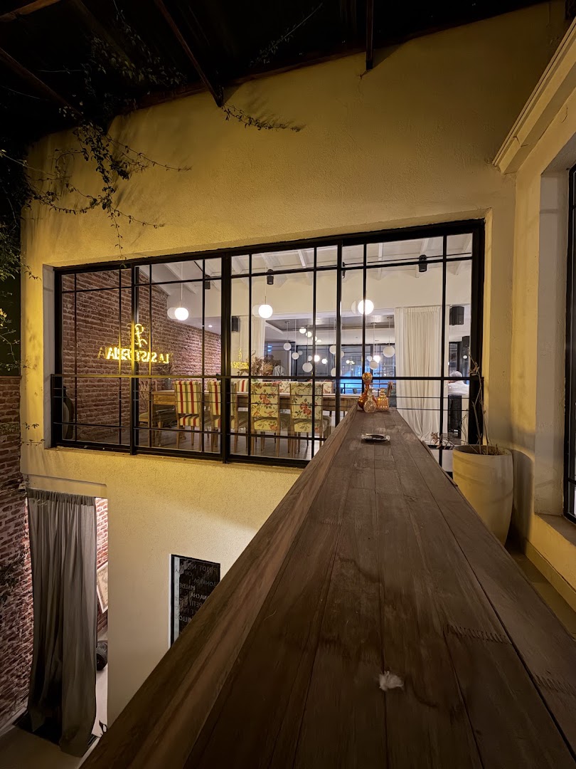La Sastrería: attractive interior and atmosphere
