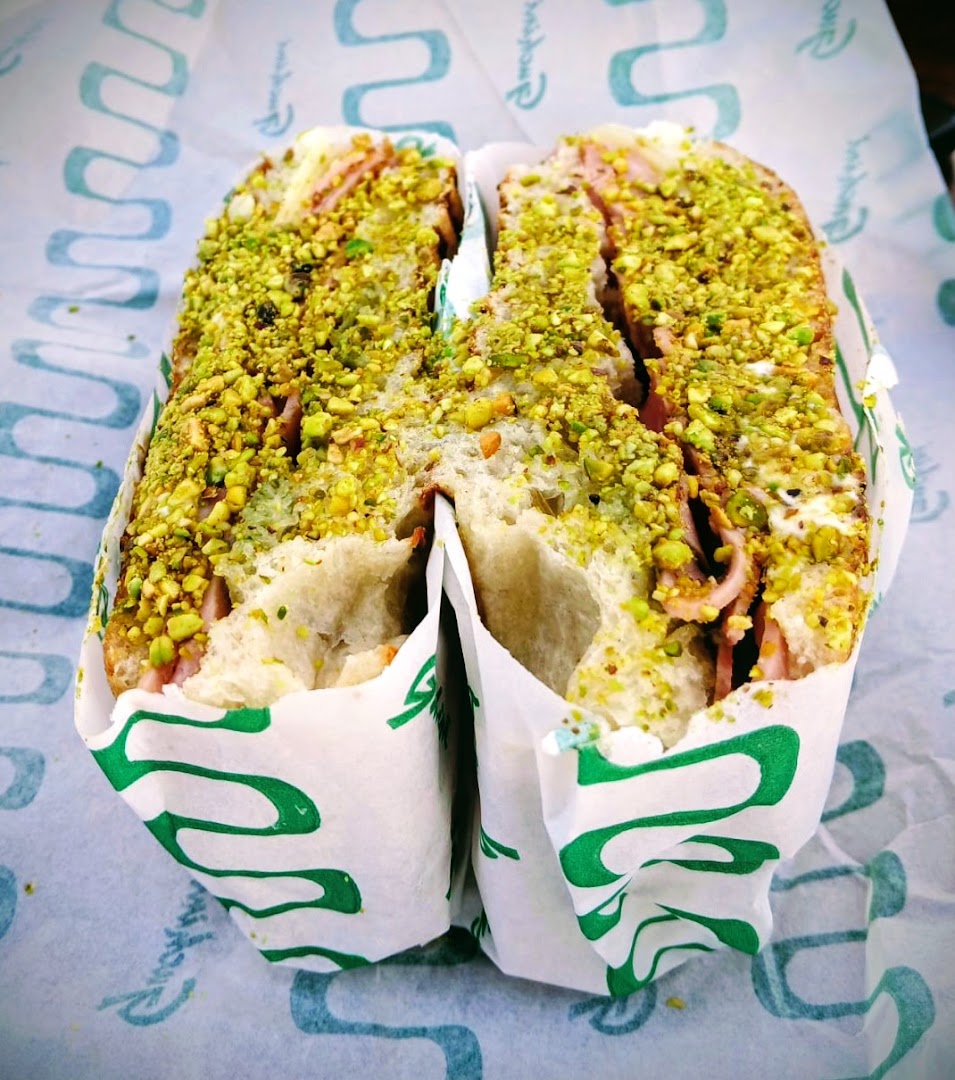Guchini: appetizing photo of restaurant food