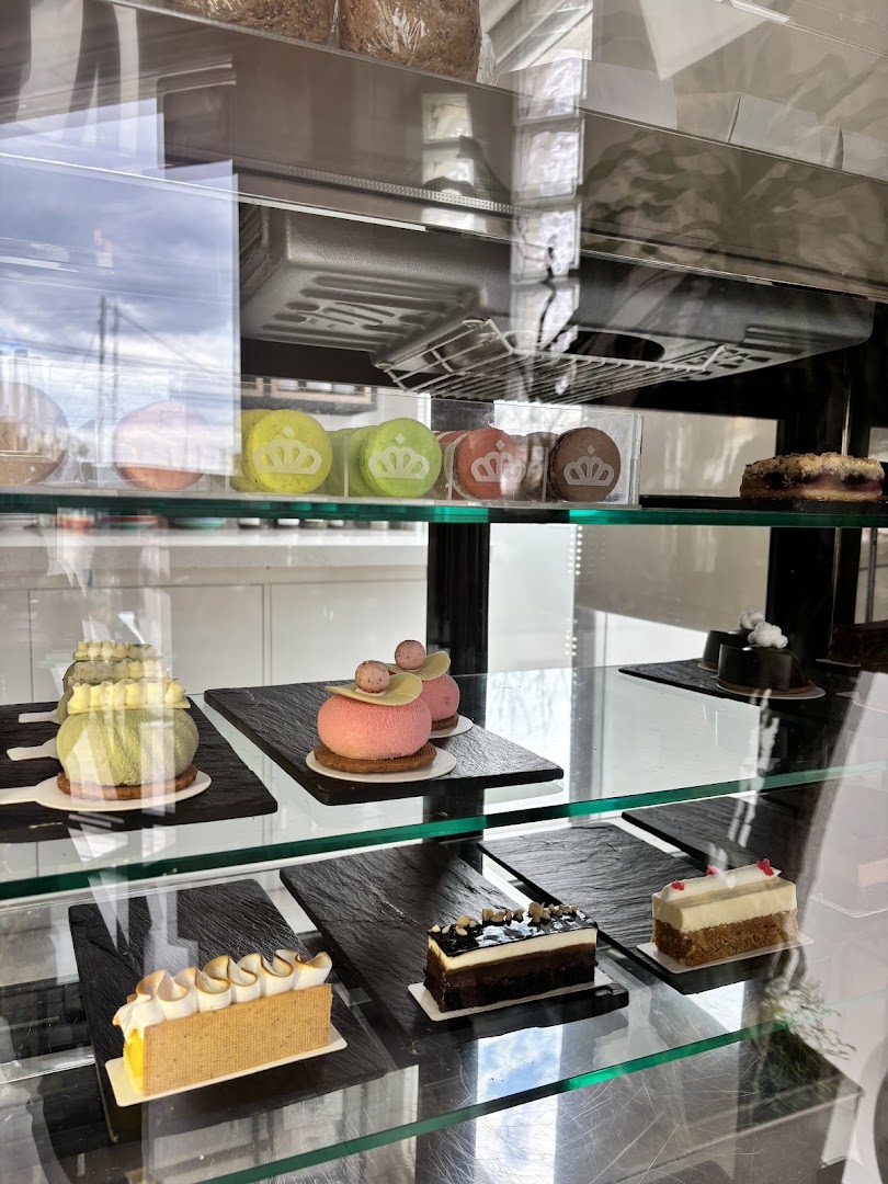 Ignacia: appetizing display of pastries