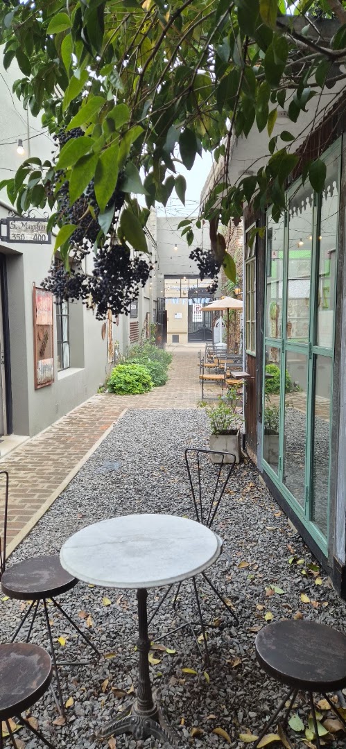 Tucano Café: inviting outdoor seating area shown