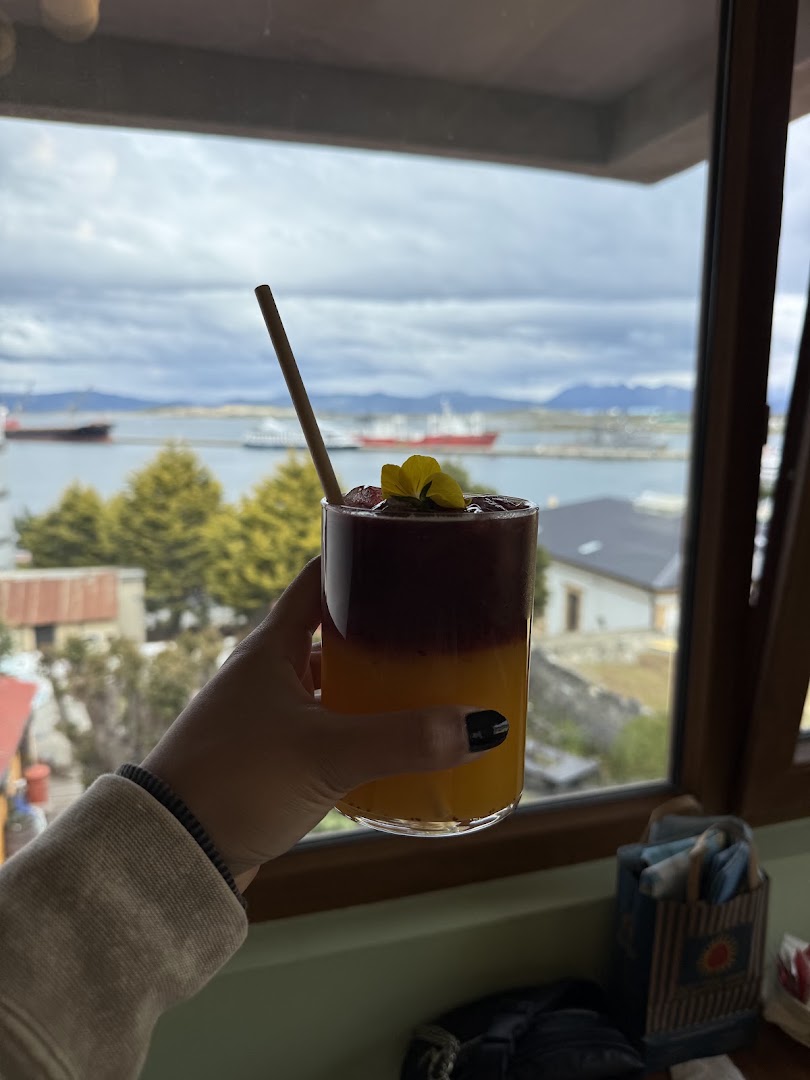 Kofi Bakery: appealing drink with scenic view