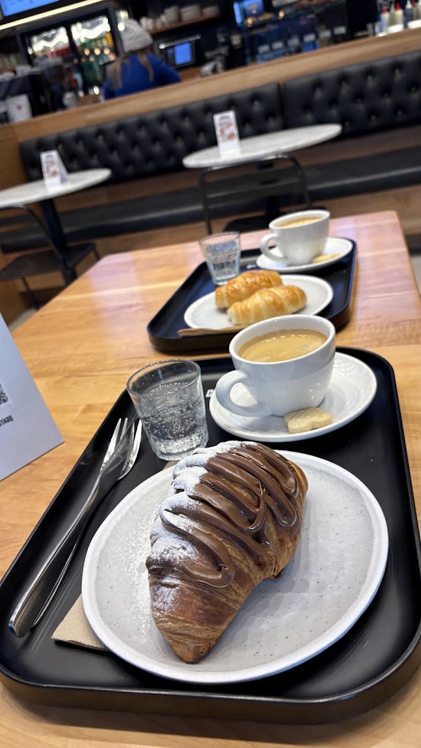 Tostado: appetizing photo of cafe food