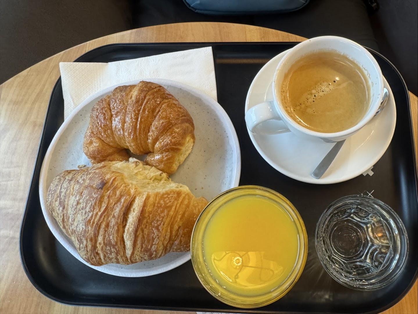 Tostado: appetizing breakfast food photo