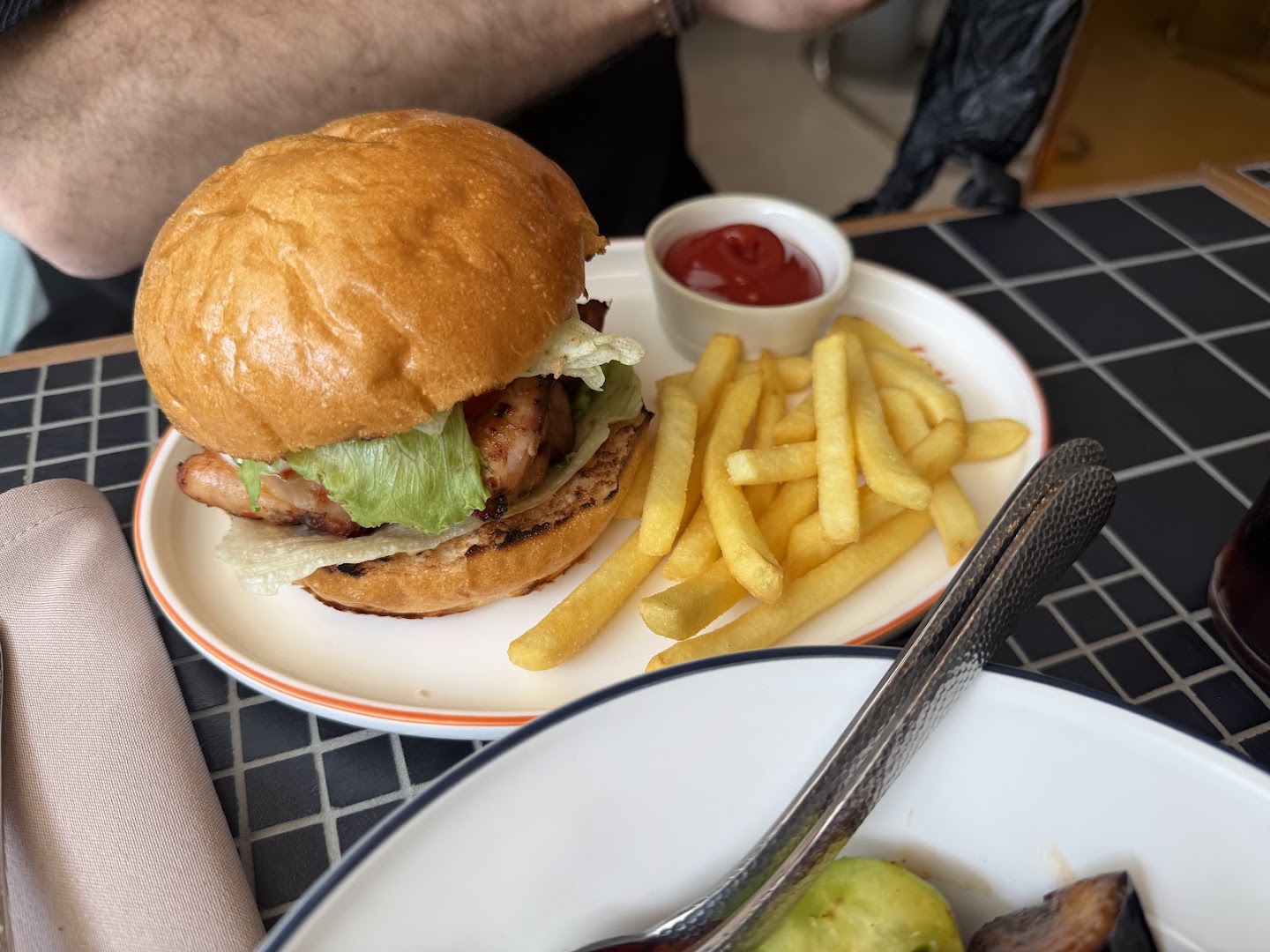 Joy Cafe: appetizing food photography