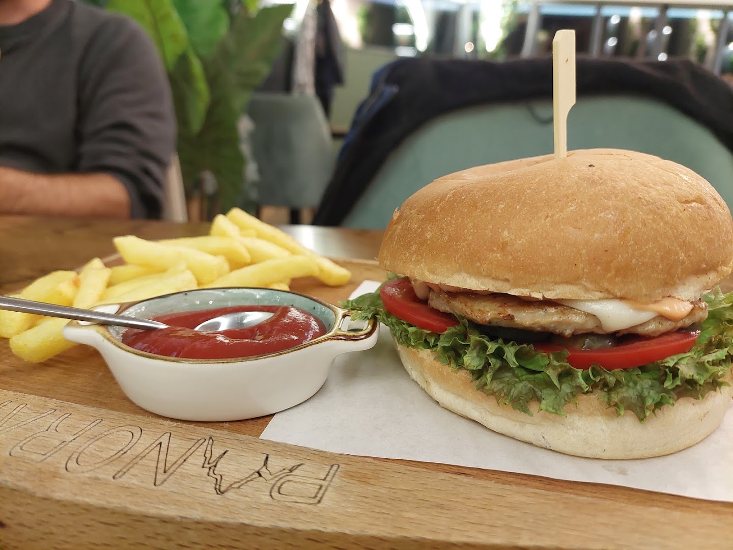 Panorama Restaurant Vanadzor: appetizing food photography