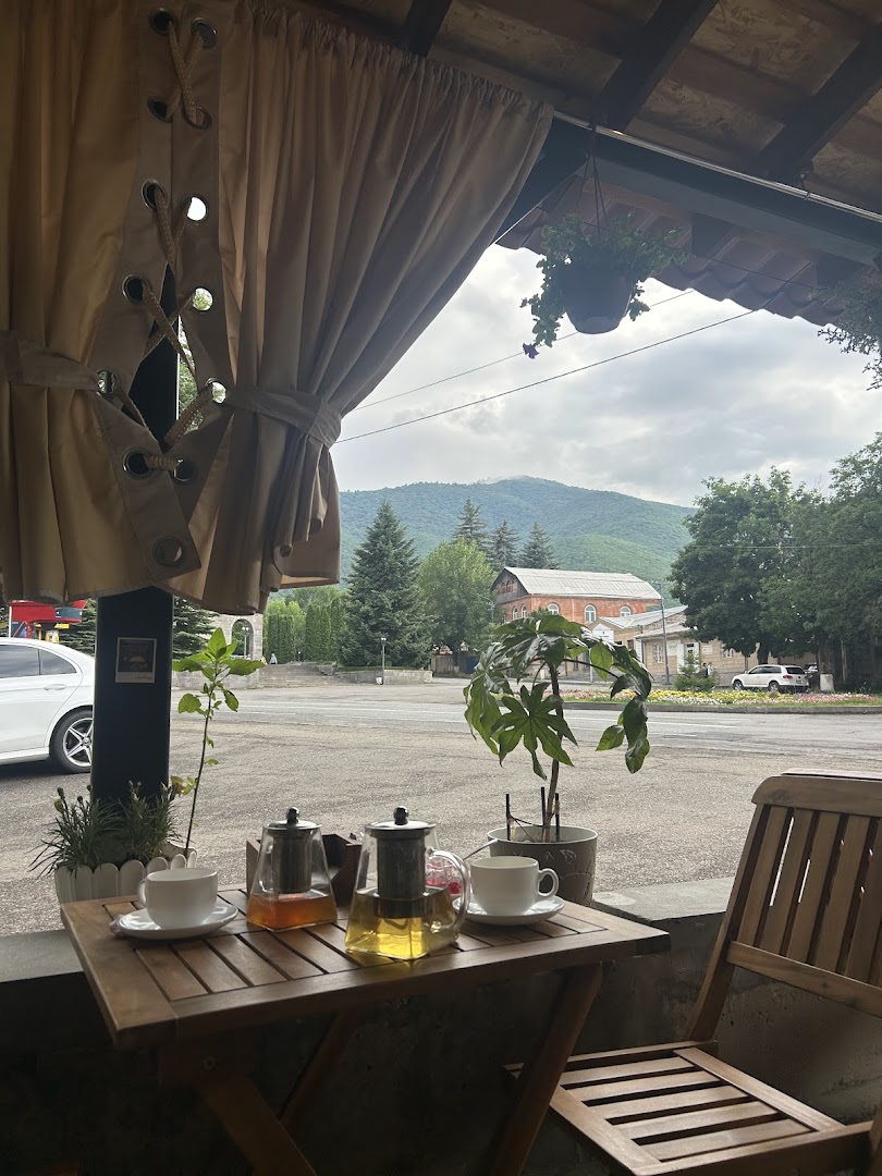 Shamam's Macarons: inviting terrace atmosphere and view