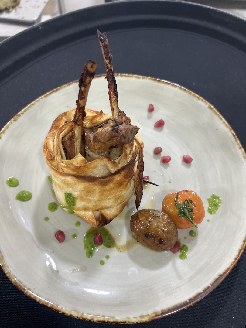 VAN Restaurant & Hotel: appetizing, high-quality food photography