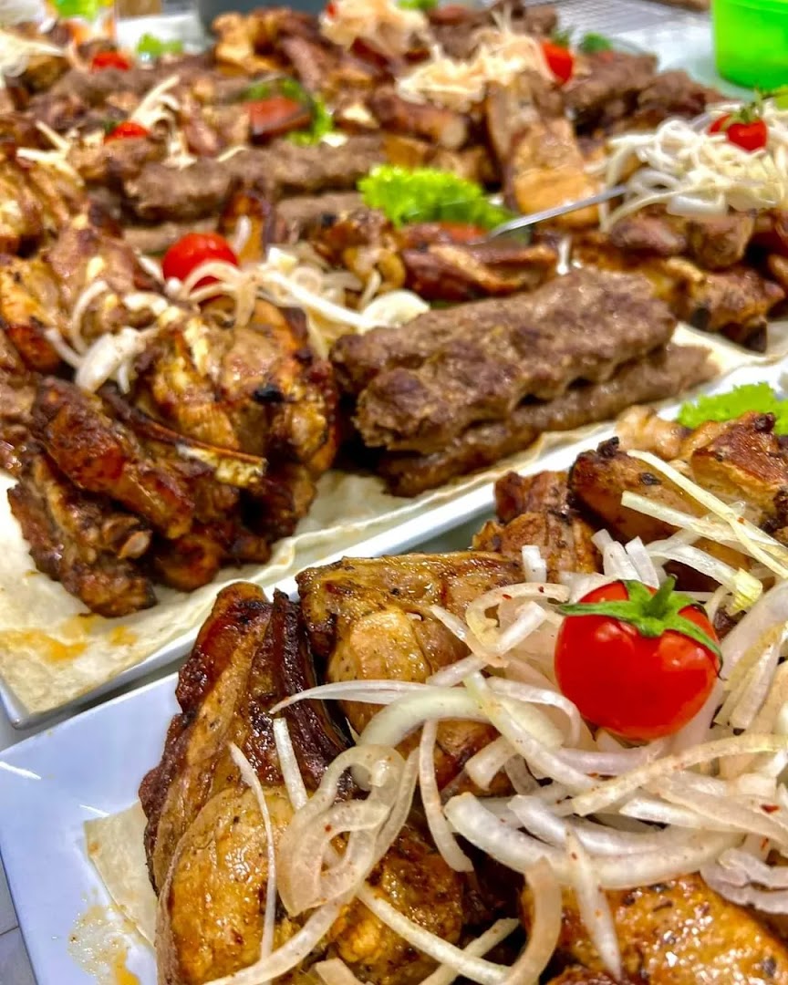 VAN Restaurant & Hotel: appetizing photo of restaurant food