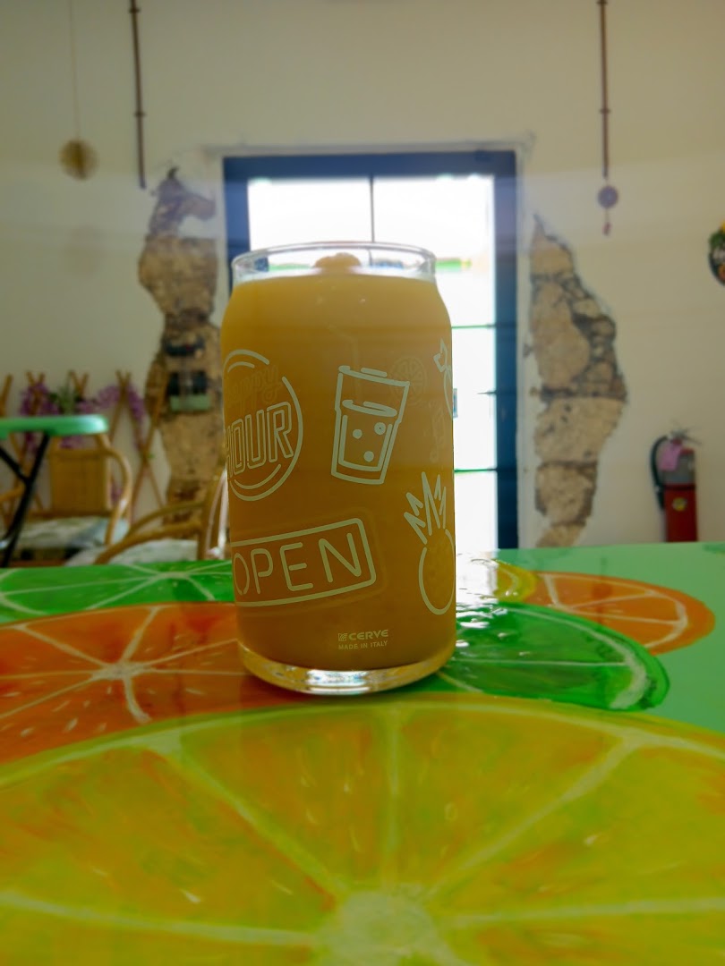 Mint, Lime & Beans: appealing drink photo in venue