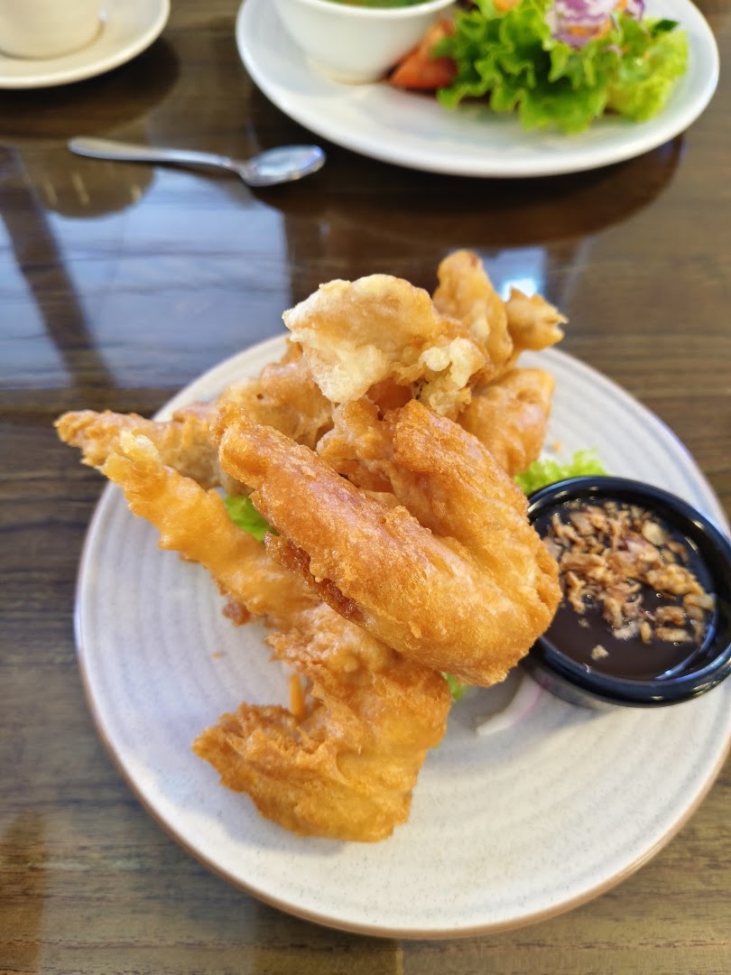 Q Eats: appetizing, clear photo of food