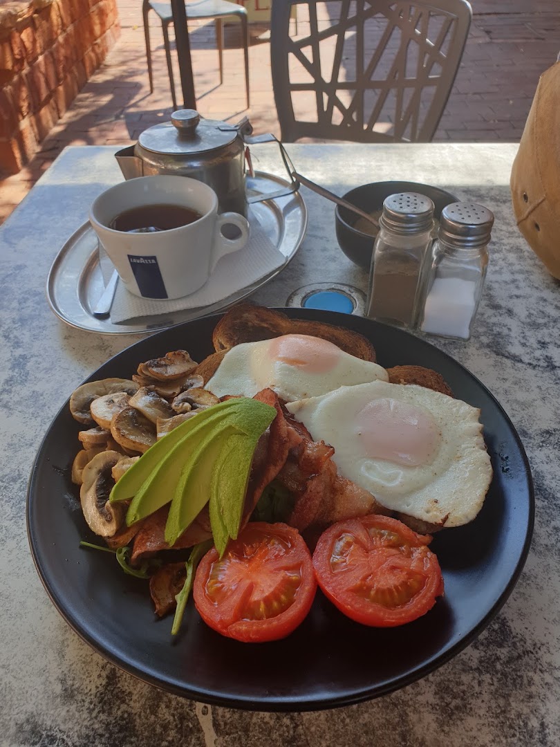 That Little Cafe: appetizing breakfast food photo