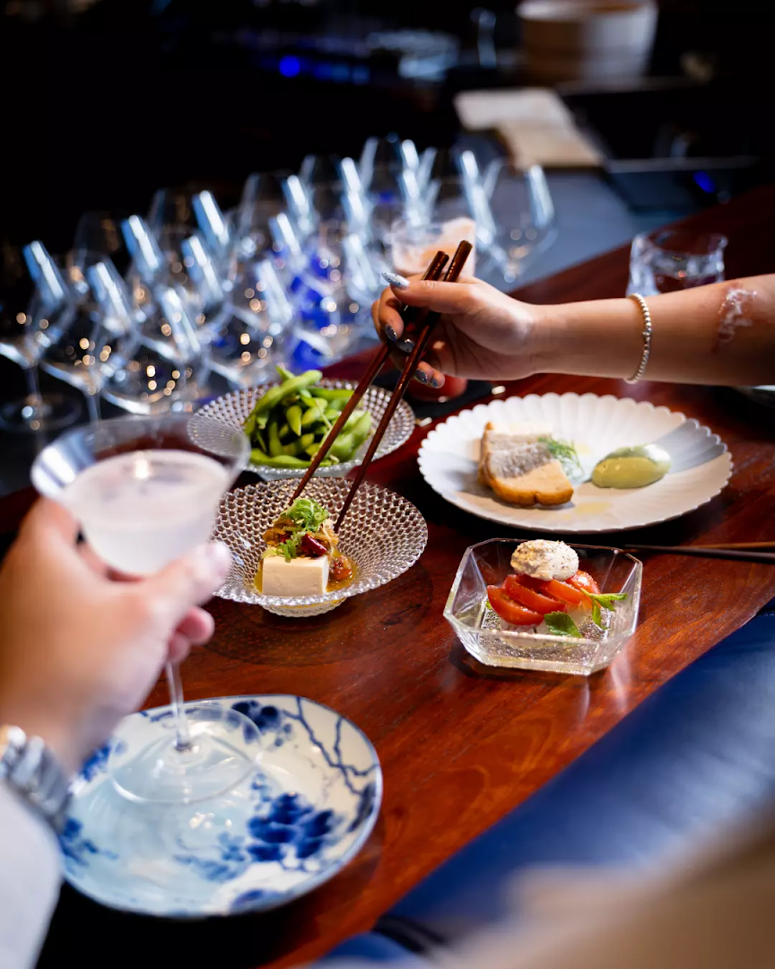Aizome Bar: high quality, inviting dining scene
