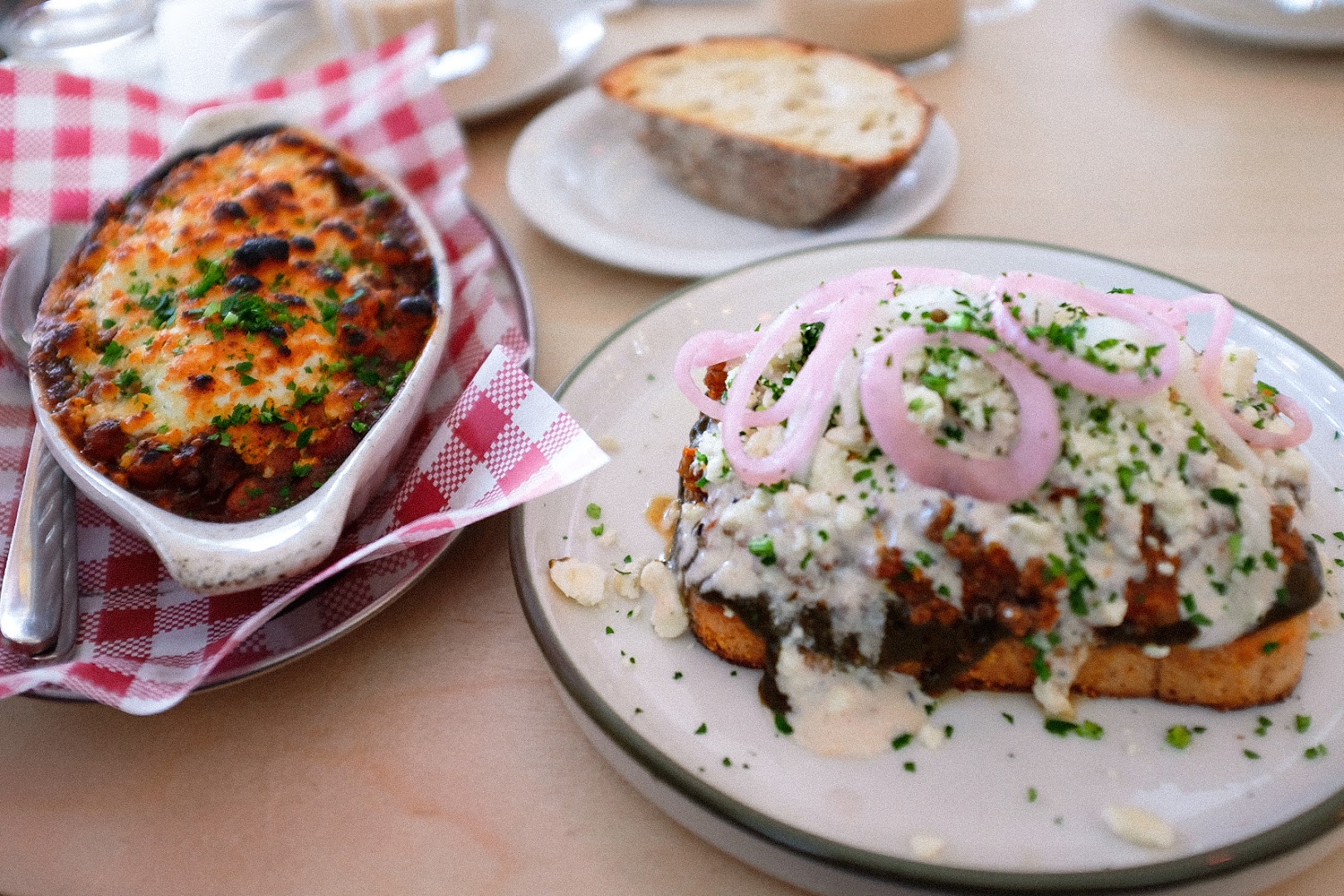 Cafe Disco: appetizing, high-quality food photography