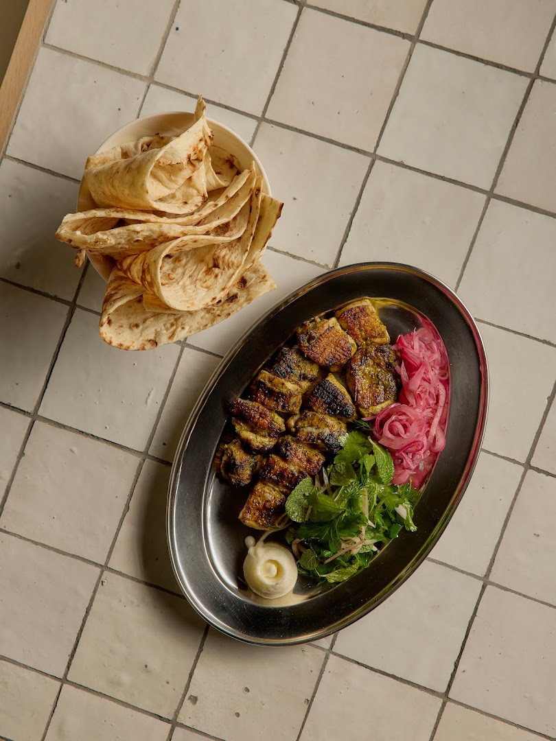 Golden Avenue: appetizing, professional food photography