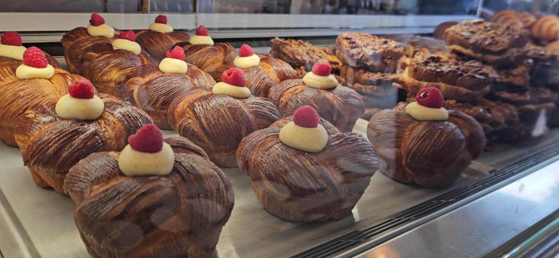 Idle: appetizing display of fresh pastries