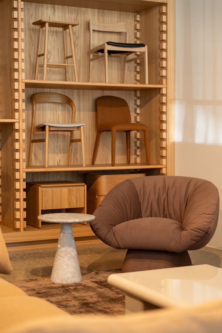 RJ Living Brisbane: high quality product display photo