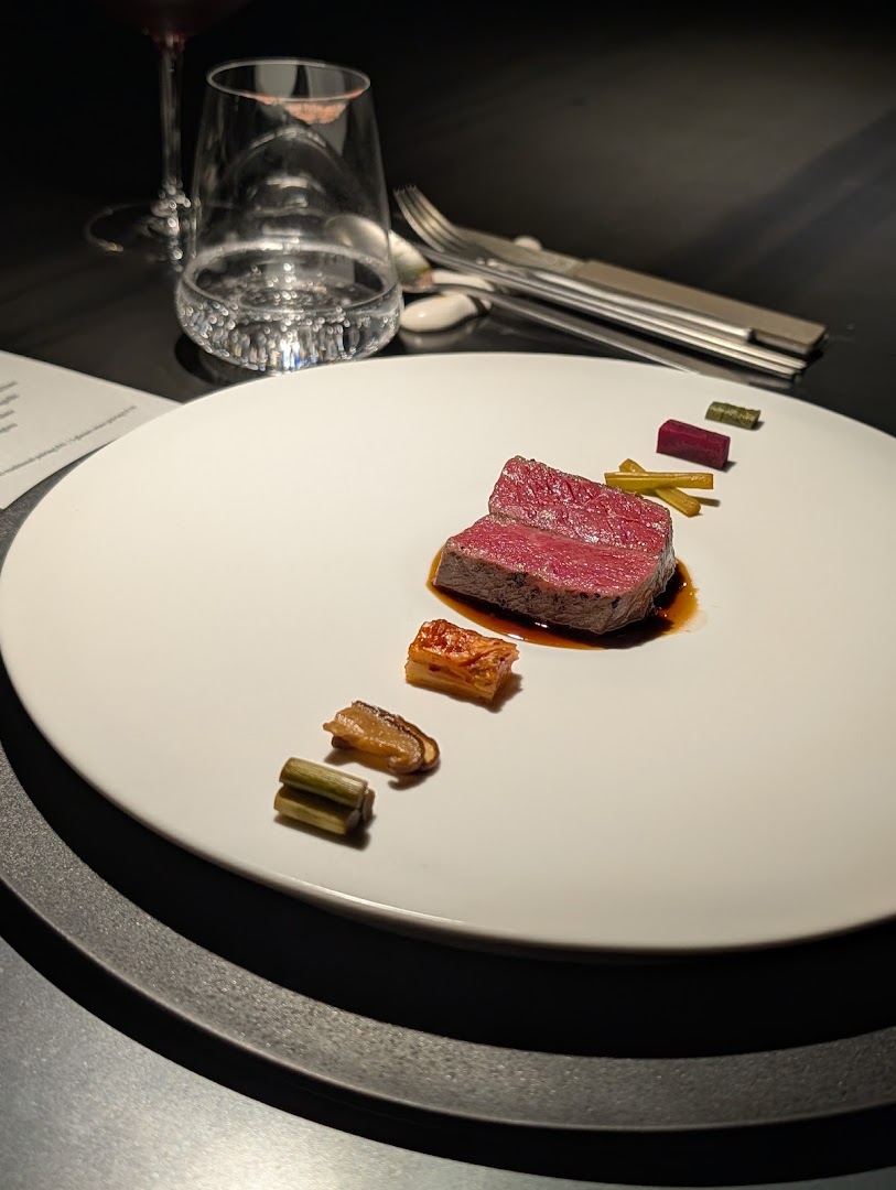 SUUM: professional high-quality food photography