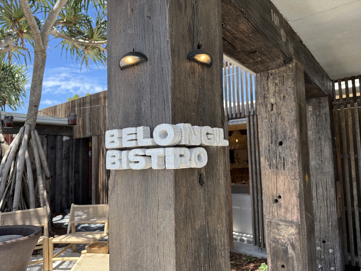 The Belongil Bistro: clear, professional shot of signage