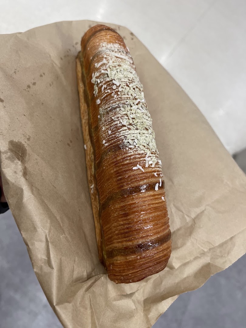 Bite & Savor: appetizing photo of breakfast pastry