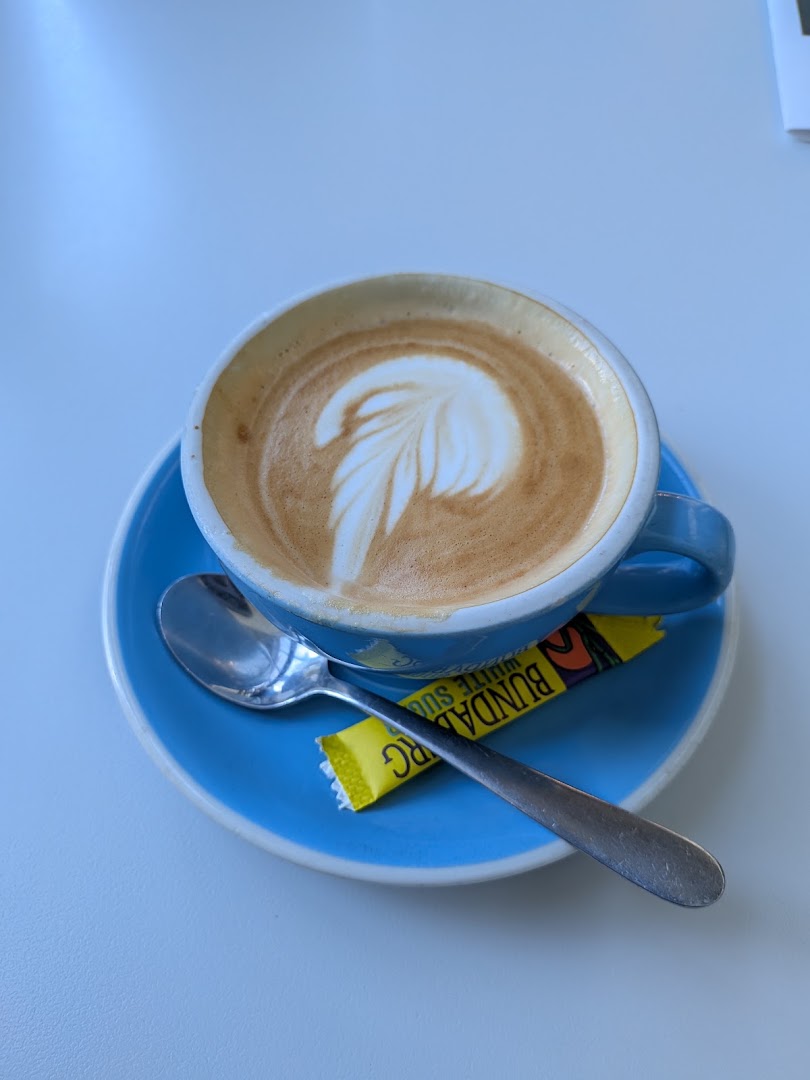 Dark Horse Cafe & Bar: appealing photo of coffee art