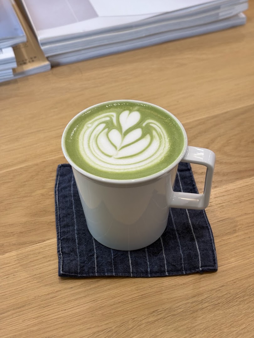 nichi: high quality photo of drink